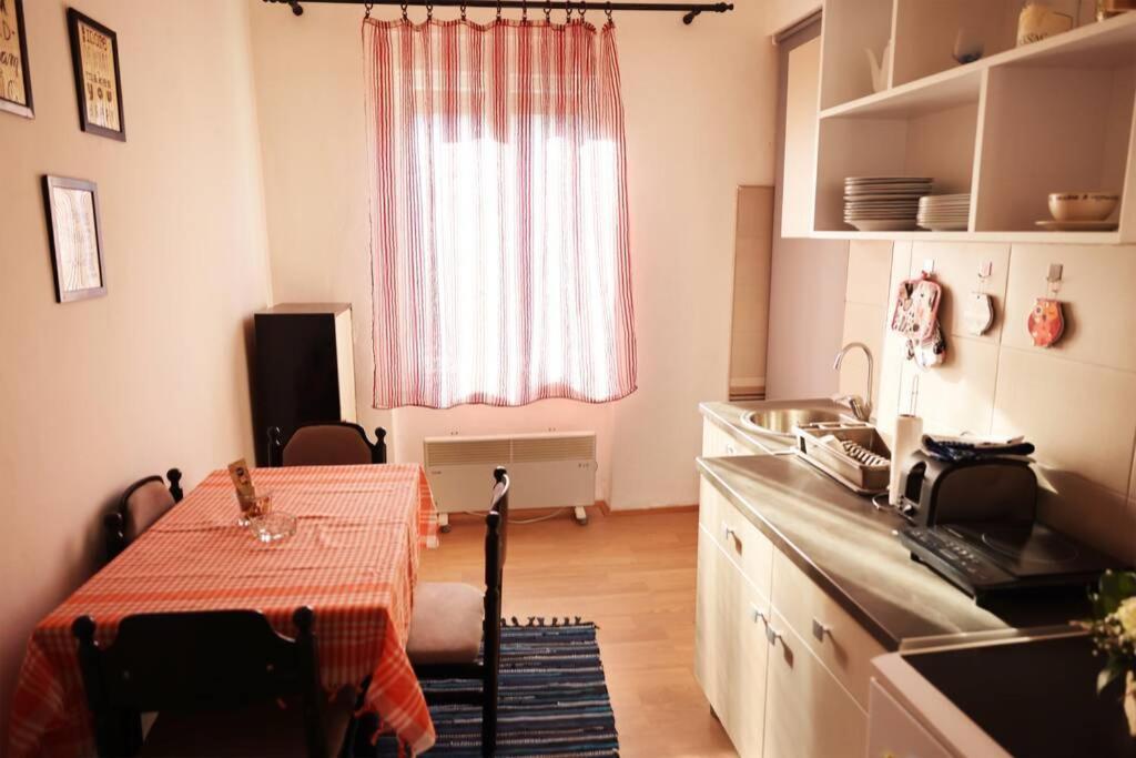 Viki Apartment Centar Ni Exteriör bild
